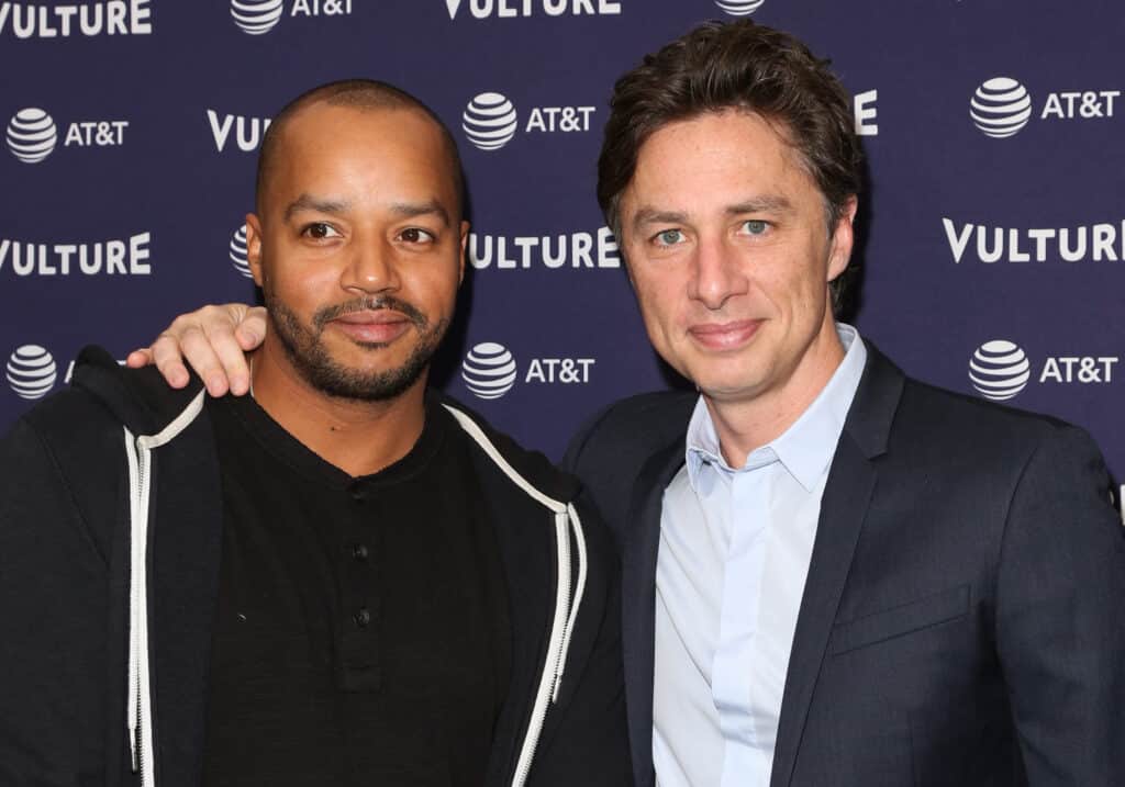 erleben sie den scrubs-neustart mit zach braff und donald faison – die kultige serie kehrt mit neuen abenteuern und viel humor zurück!